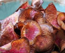 baked radish chips