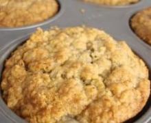 Cinnamon Maple Oatmeal Muffins